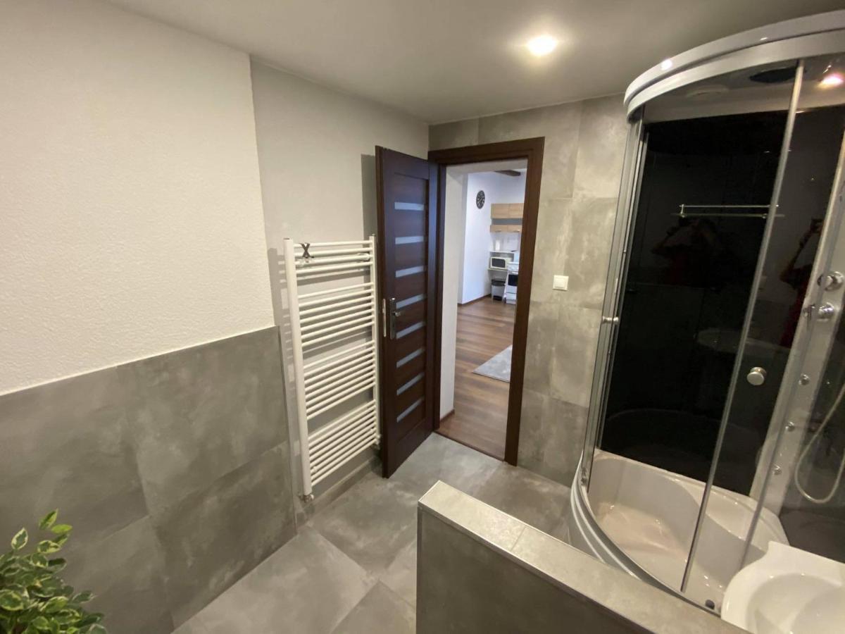 Privat Greta Apartment Zdiar Luaran gambar